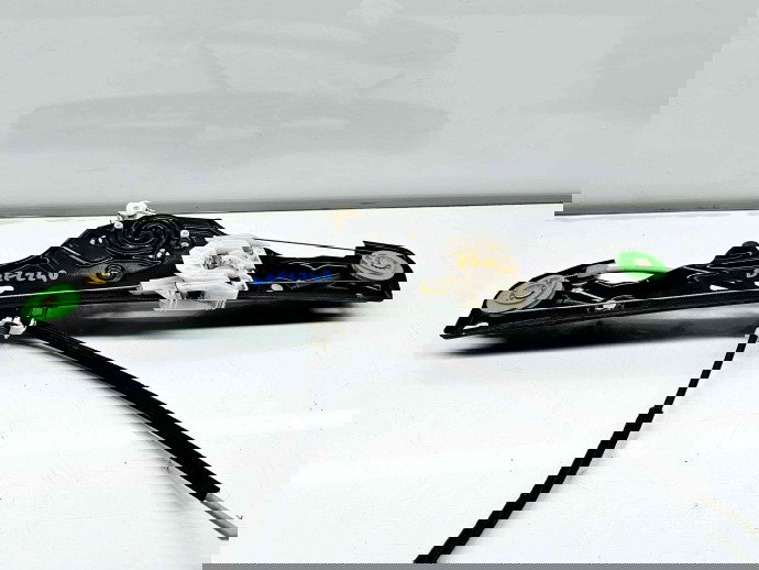 Macara electrica geam dreapta fata Bmw X1 (E84) [Fabr 2009-2015] Facelift 2990294