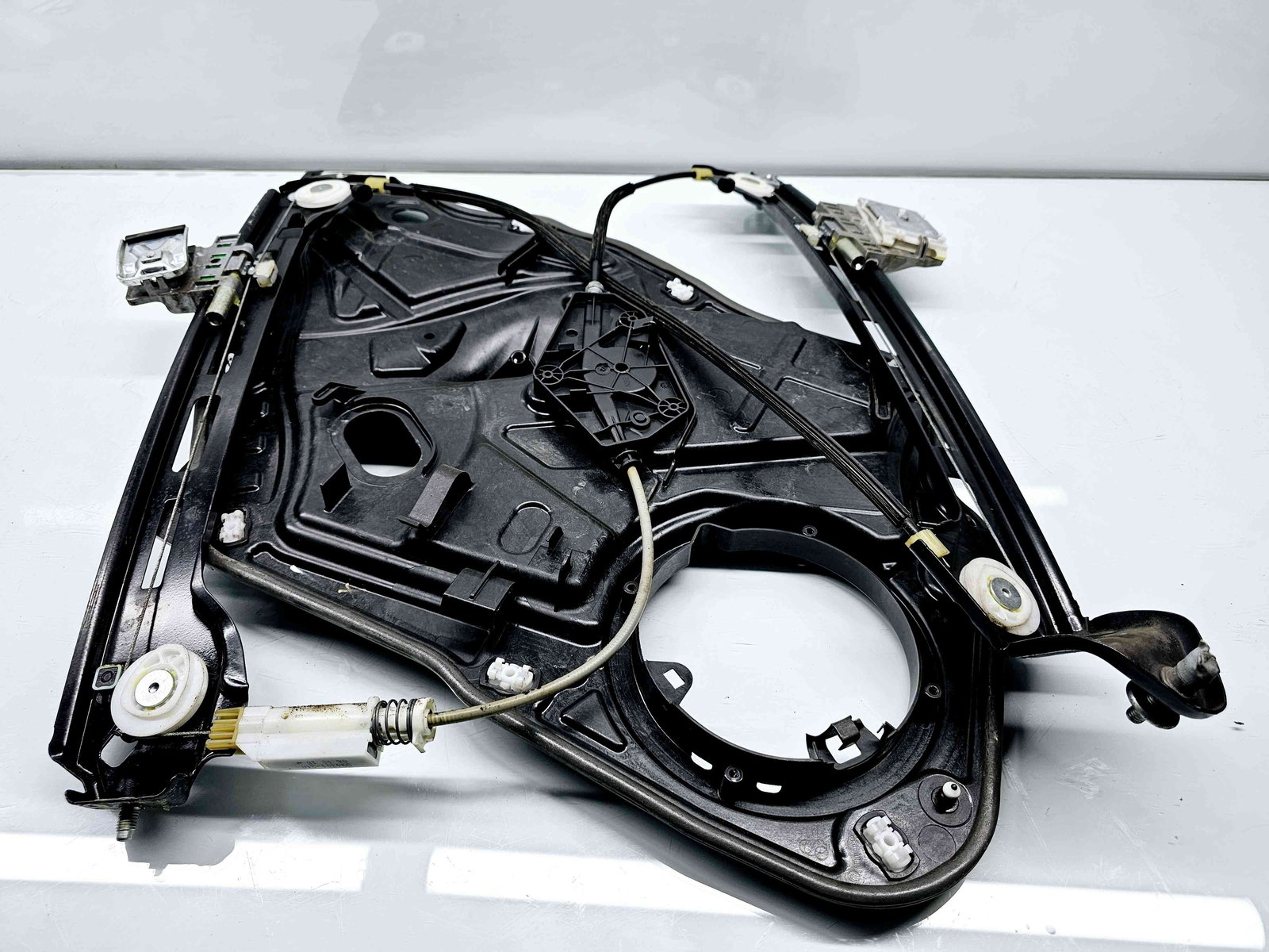 Macara electrica geam dreapta spate Volkswagen Passat CC (357) [Fabr 2008-2012] 3C8839756D - imagine 3