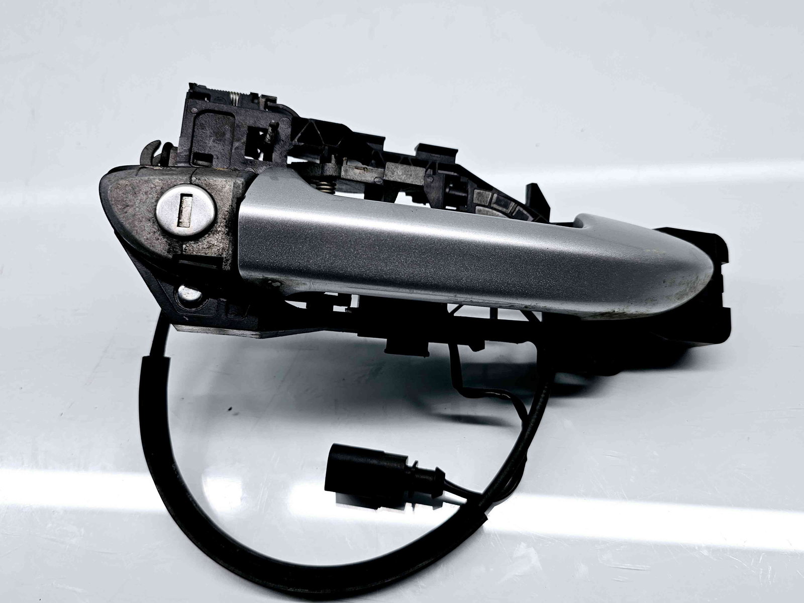 Maner usa dreapta fata Volkswagen Passat CC (357) [Fabr 2008-2012] LA7W