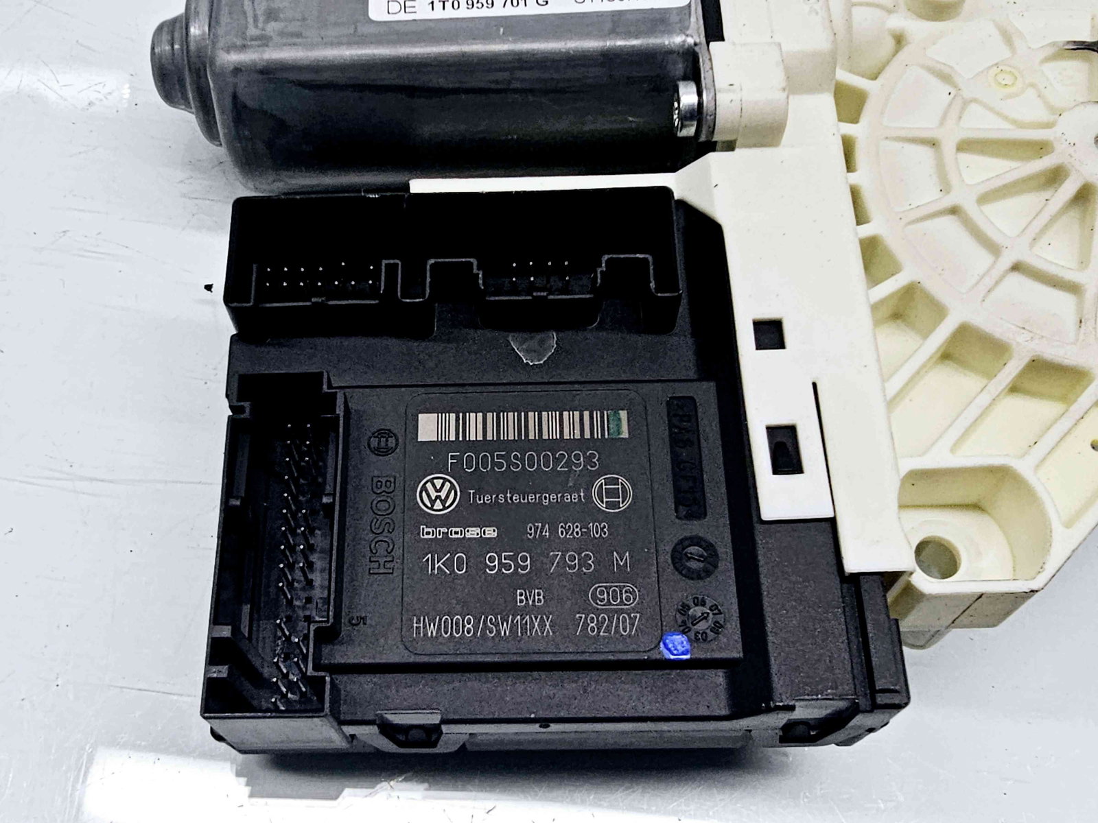 Motoras geam dreapta fata Seat Leon (1P1) [Fabr 2005-2011] 1T0959701G n 1K0959793M n 1P08 - imagine 4