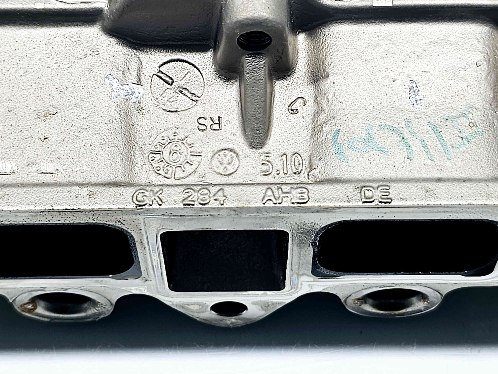 Rampa injectoare Volkswagen Golf 6 (5K1) [Fabr 2009-2013] GK284AHB 1.4 Benz CAXA 90KW / 122CP 1.4 Benz CAXA 90KW / 122CP - imagine 4