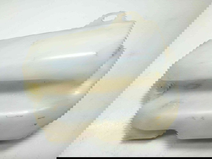 Vas lichid parbriz Renault Megane 2 1.6 K4M 8200104706 2003-2008