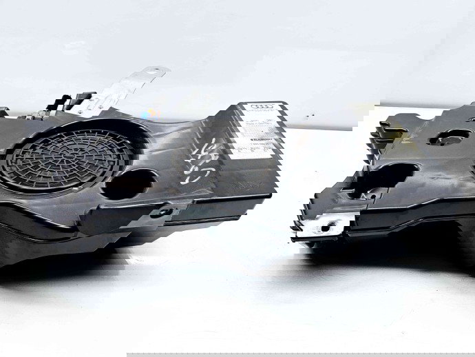   Subwoofer Audi A3 Sportback (8PA) [Fabr 2004-2013] Facelift 8P4035382E