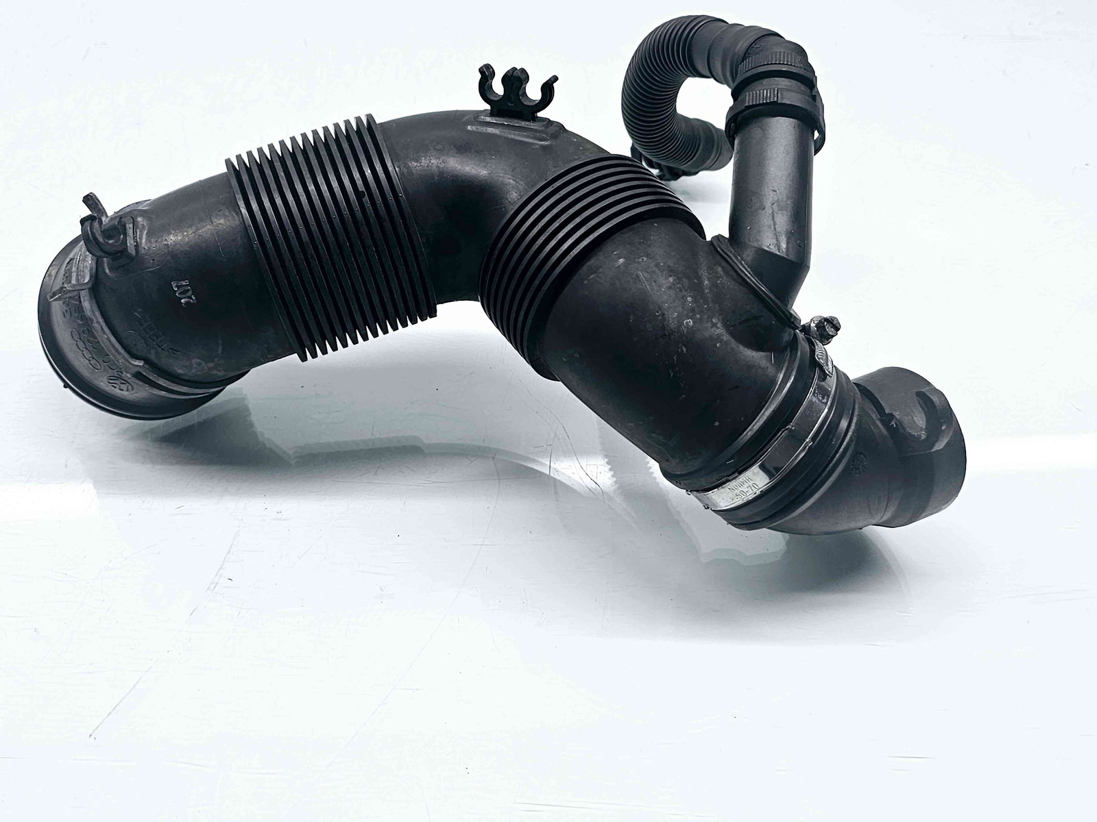 Tub admisie aer Skoda Octavia 2 (1Z3) [Fabr 2004-2013] Facelift 3C0129654M 1.6 TDI CAYC 77KW / 105CP 1.6 TDI CAYC 77KW / 105CP - imagine 1