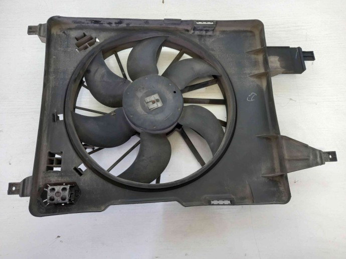 Electroventilator Renault Megane 2 1.6 K4M 8200222998 2003-2008