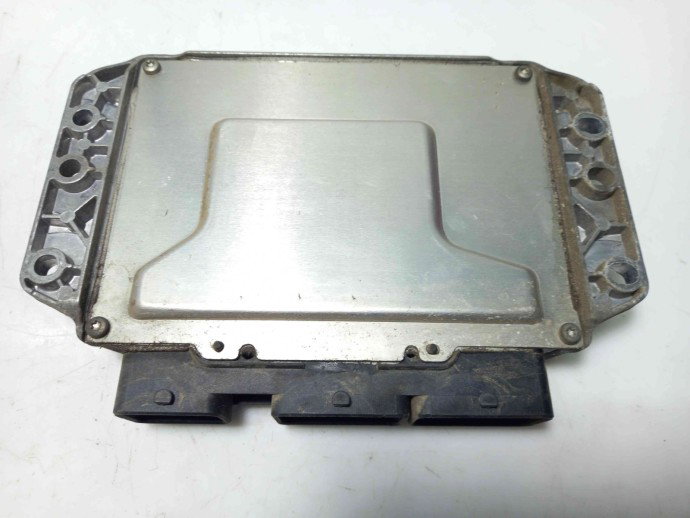 Calculator motor ECU Renault Megane 2 1.6 K4M 8200509552 2003-2008