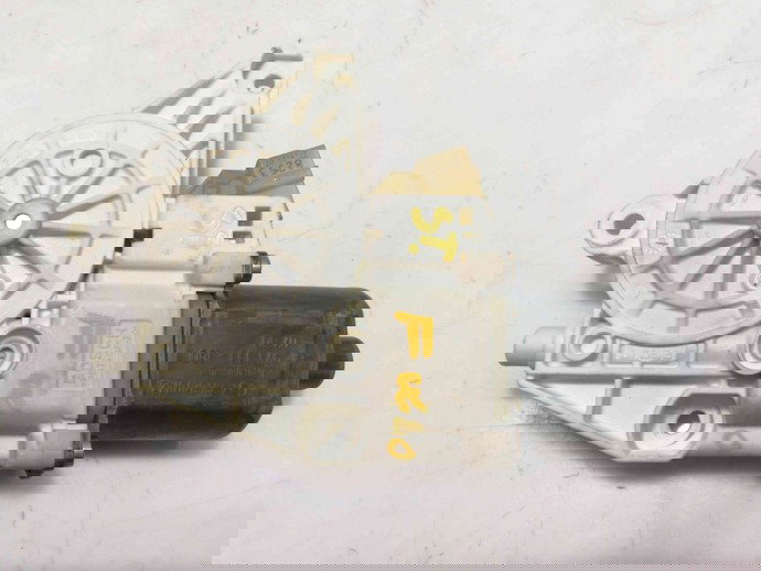 Motoras geam stanga fata Mercedes C220 (W204) D651913 A2048200142 2007-2014