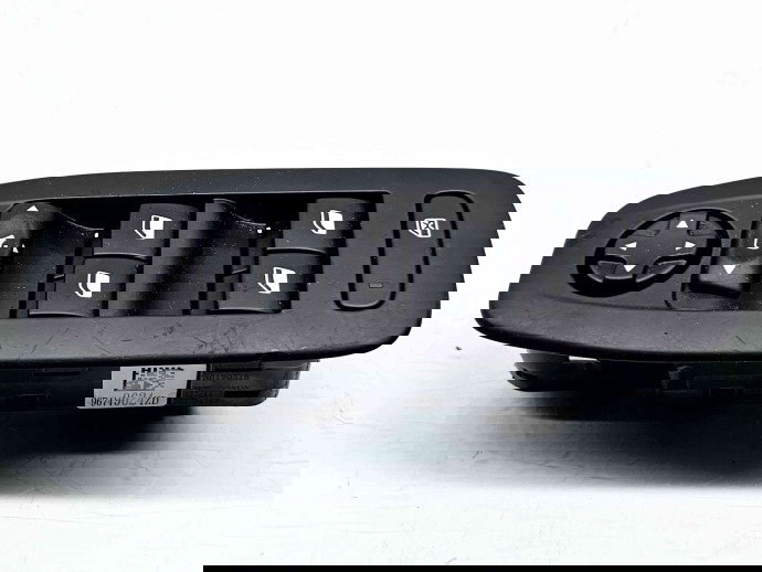   Butoane comanda geamuri sofer Peugeot 2008 [Fabr 2013-prezent] 96749624ZD