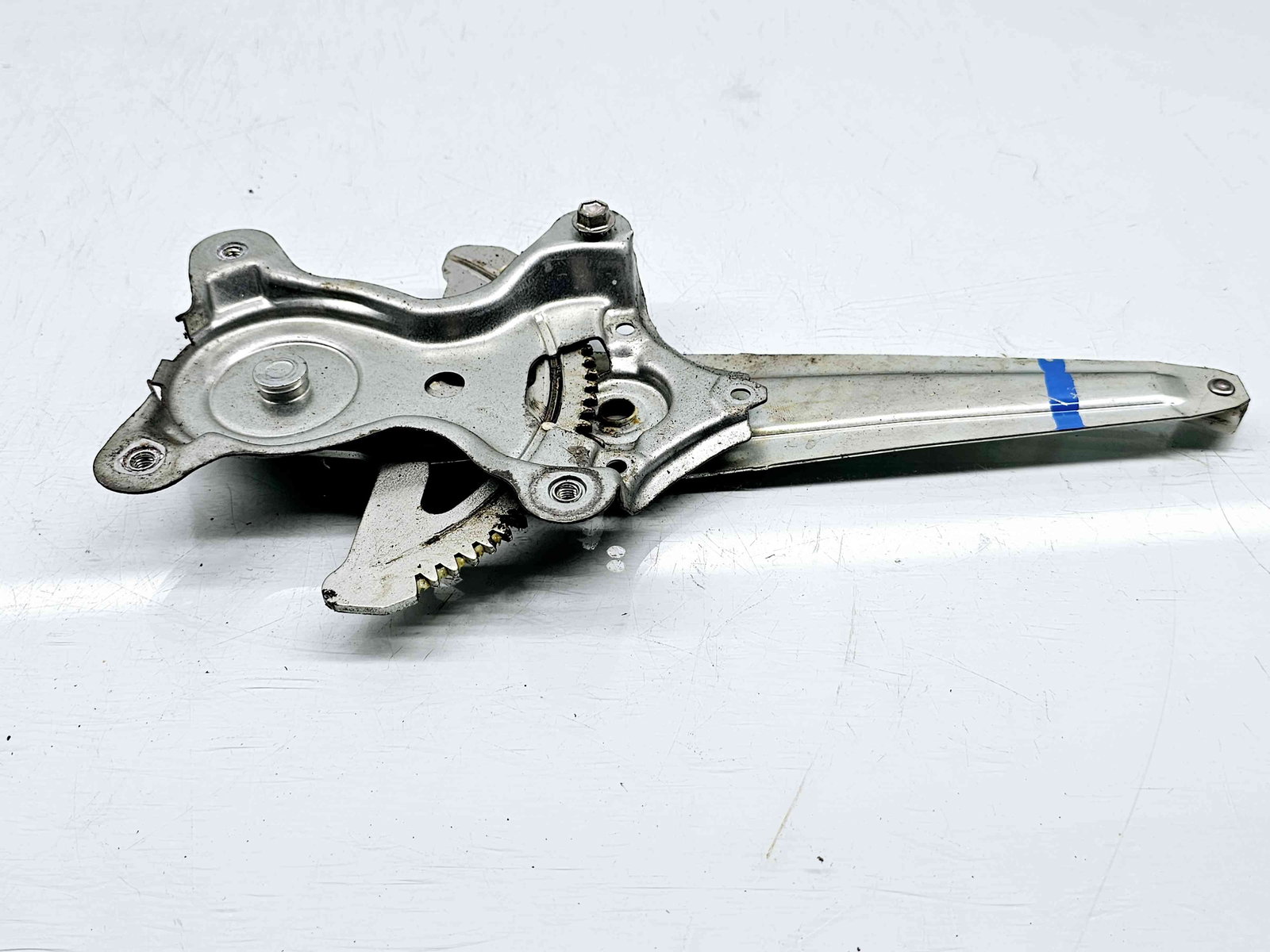 Macara electrica geam dreapta spate LEXUS IS II (GSE2, ALE2, USE2) [Fabr 2005-2013] OEM - imagine 1