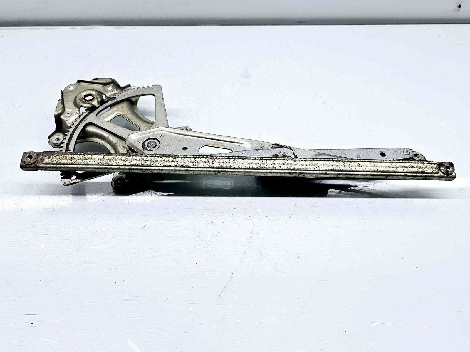 Macara electrica geam stanga fata LEXUS IS II (GSE2, ALE2, USE2) [Fabr 2005-2013] OEM - imagine 2