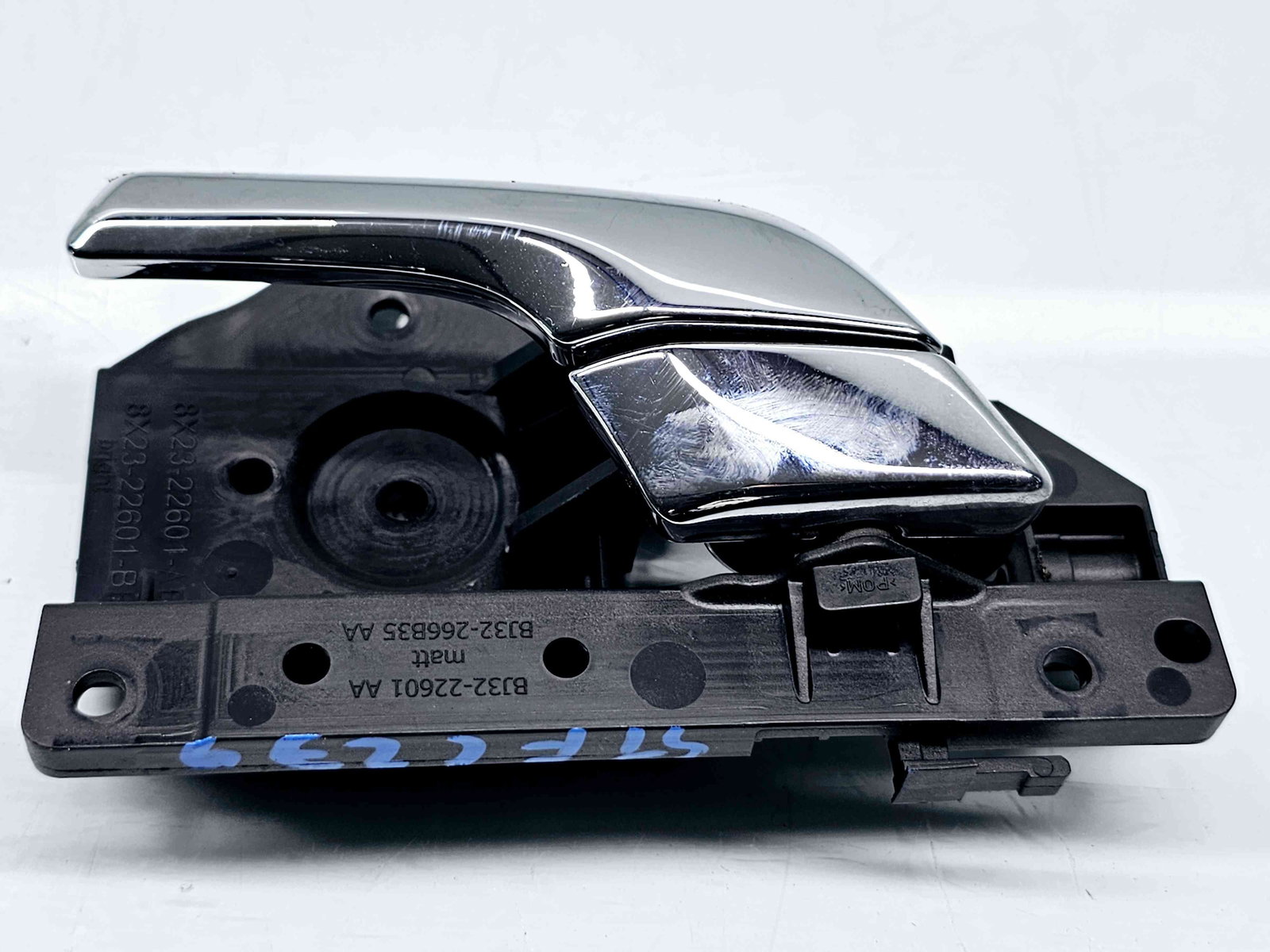 Maner interior stanga fata Jaguar XF (X250) [Fabr 2008-2015] Facelift BJ32-22601-AA - imagine 1