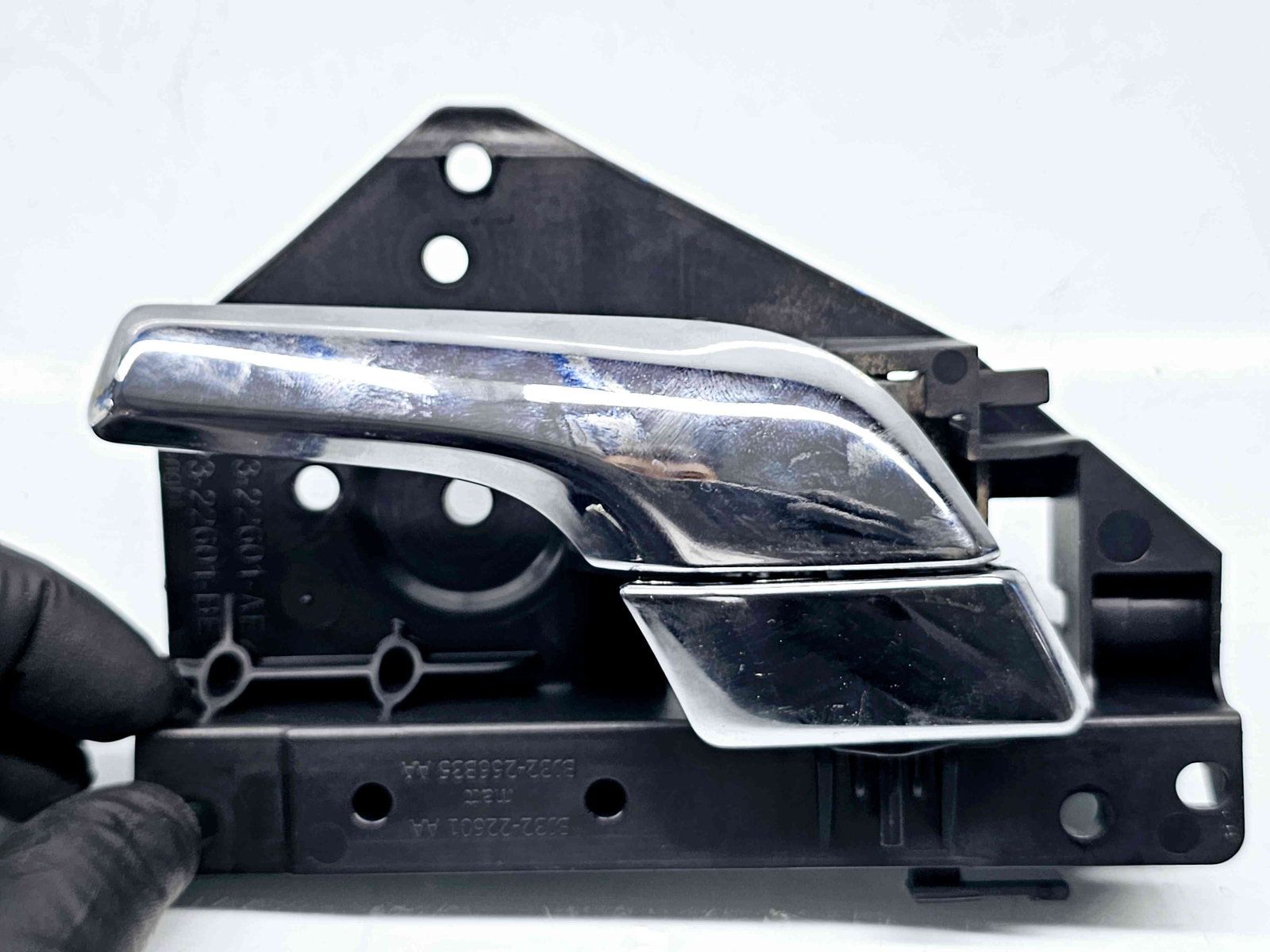 Maner interior stanga spate Jaguar XF (X250) [Fabr 2008-2015] Facelift BJ32-22601-AA - imagine 3