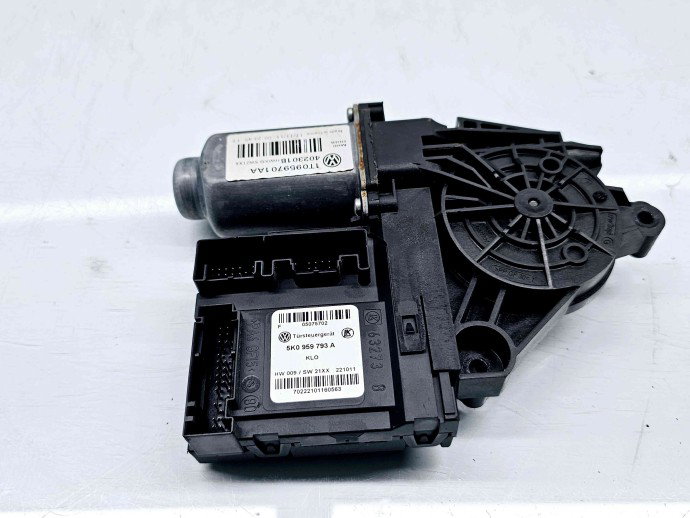 Motoras geam dreapta fata Skoda Octavia 2 (1Z3) [Fabr 2004-2013] Facelift 1T0959701AA | 5K0959793A
