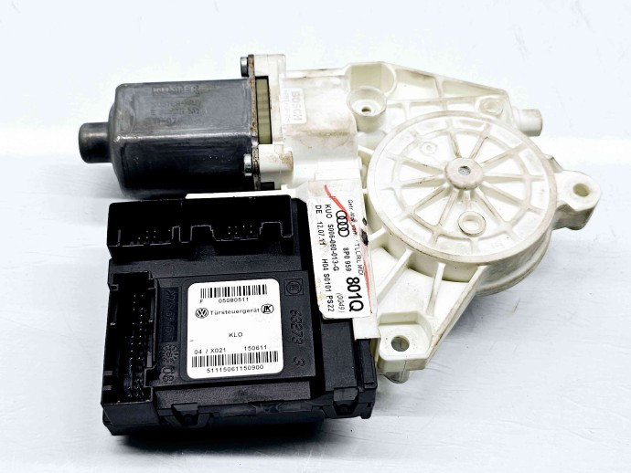 Motoras geam dreapta fata Audi A3 Sportback (8PA) [Fabr 2004-2013] Facelift 8P0959801Q
