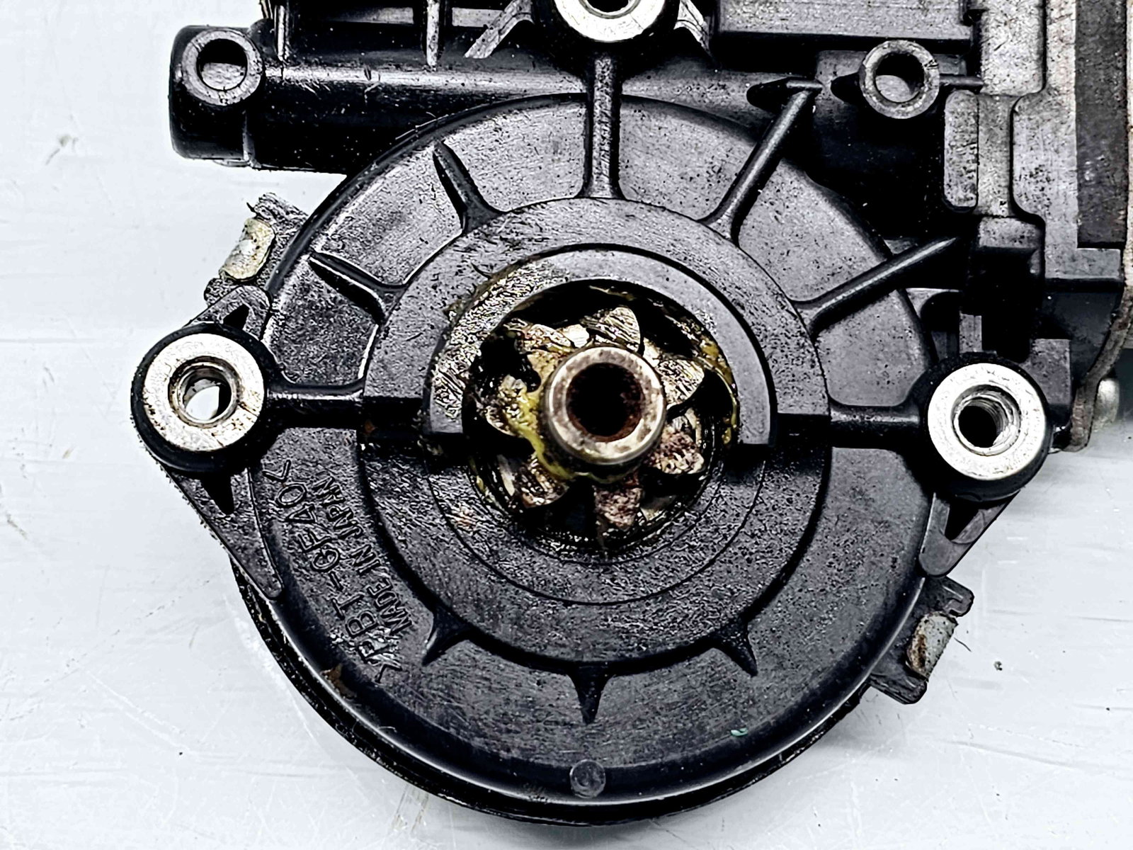 Motoras geam dreapta spate LEXUS IS II (GSE2, ALE2, USE2) [Fabr 2005-2013] 85720-53060 - imagine 4