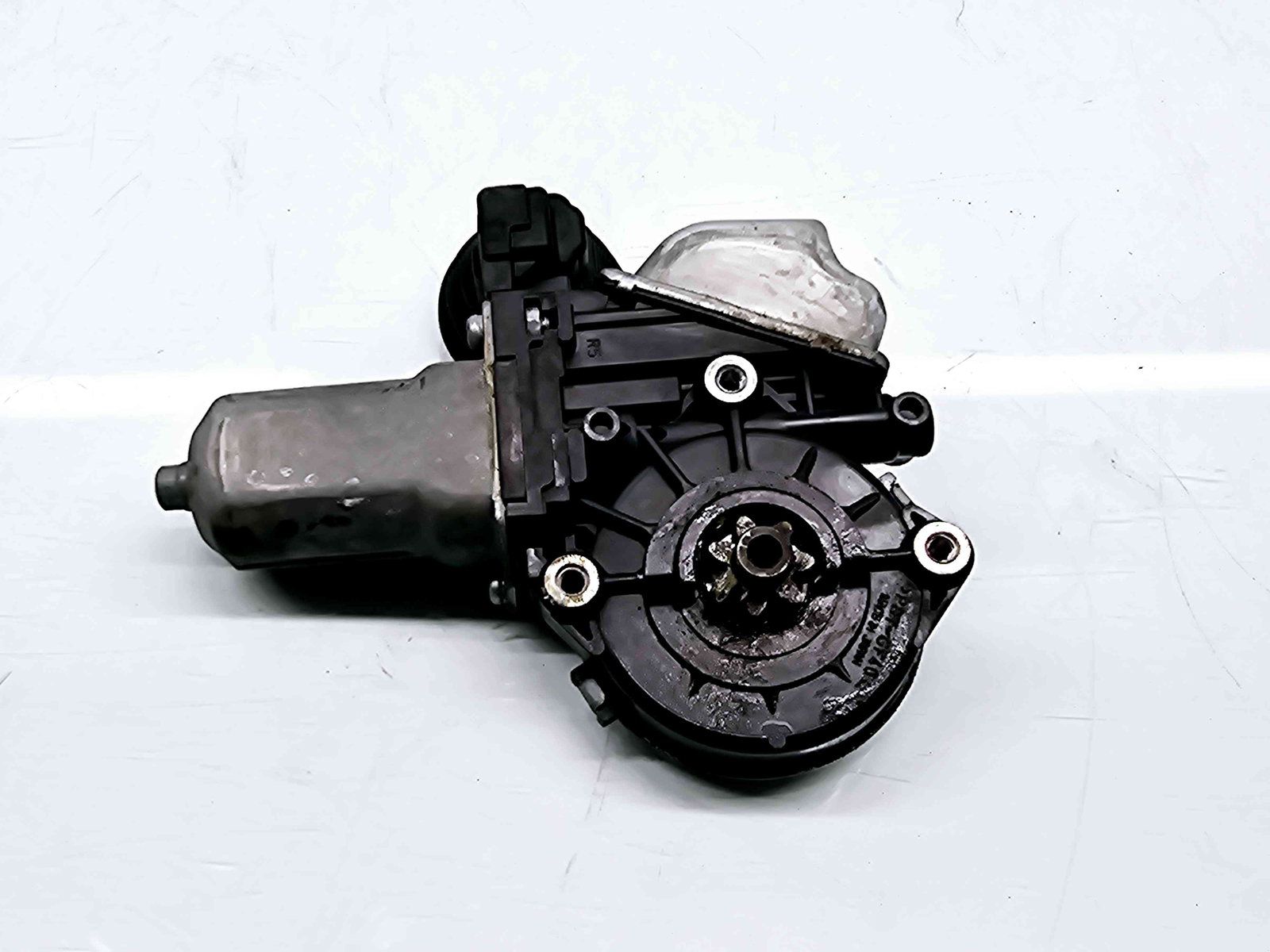 Motoras geam stanga spate LEXUS IS II (GSE2, ALE2, USE2) [Fabr 2005-2013] 85710-53060 - imagine 3