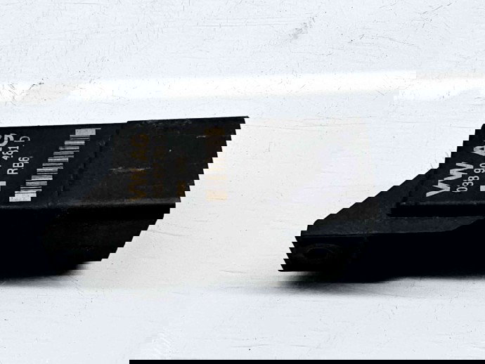   Releu Audi A3 Sportback (8PA) [Fabr 2004-2013] Facelift 038907281D  