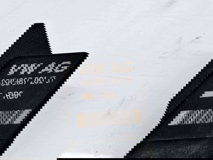   Releu Audi A3 Sportback (8PA) [Fabr 2004-2013] Facelift 038907281D  