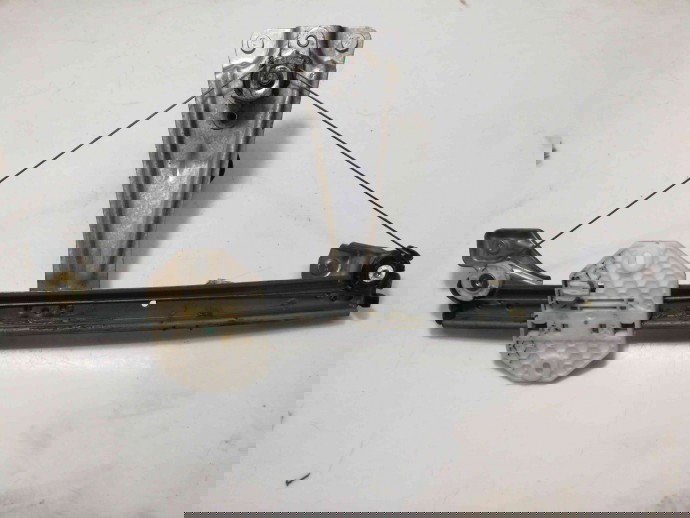 Macara geam stanga spate Dacia Logan 2 1.5 K9K 827217198R 2012-2022