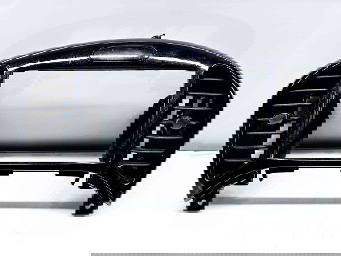   Grila aerisire centrala Nissan Juke [Fabr 2010-2014] Facelift 687511KE0A