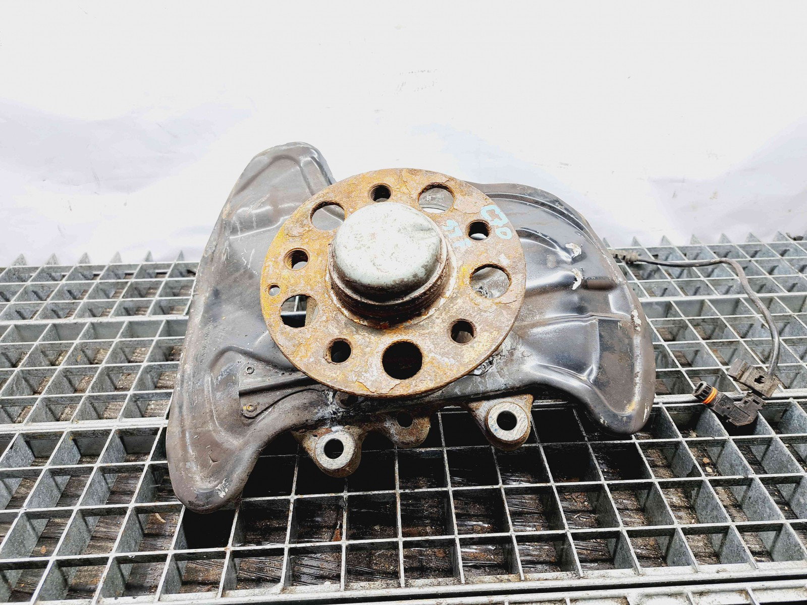 Fuzeta fata stanga Mercedes Clasa C (W204) [Fabr 2007-2014] OEM 3.0 CDI 642830 3.0 CDI 642830 165KW / 224CP