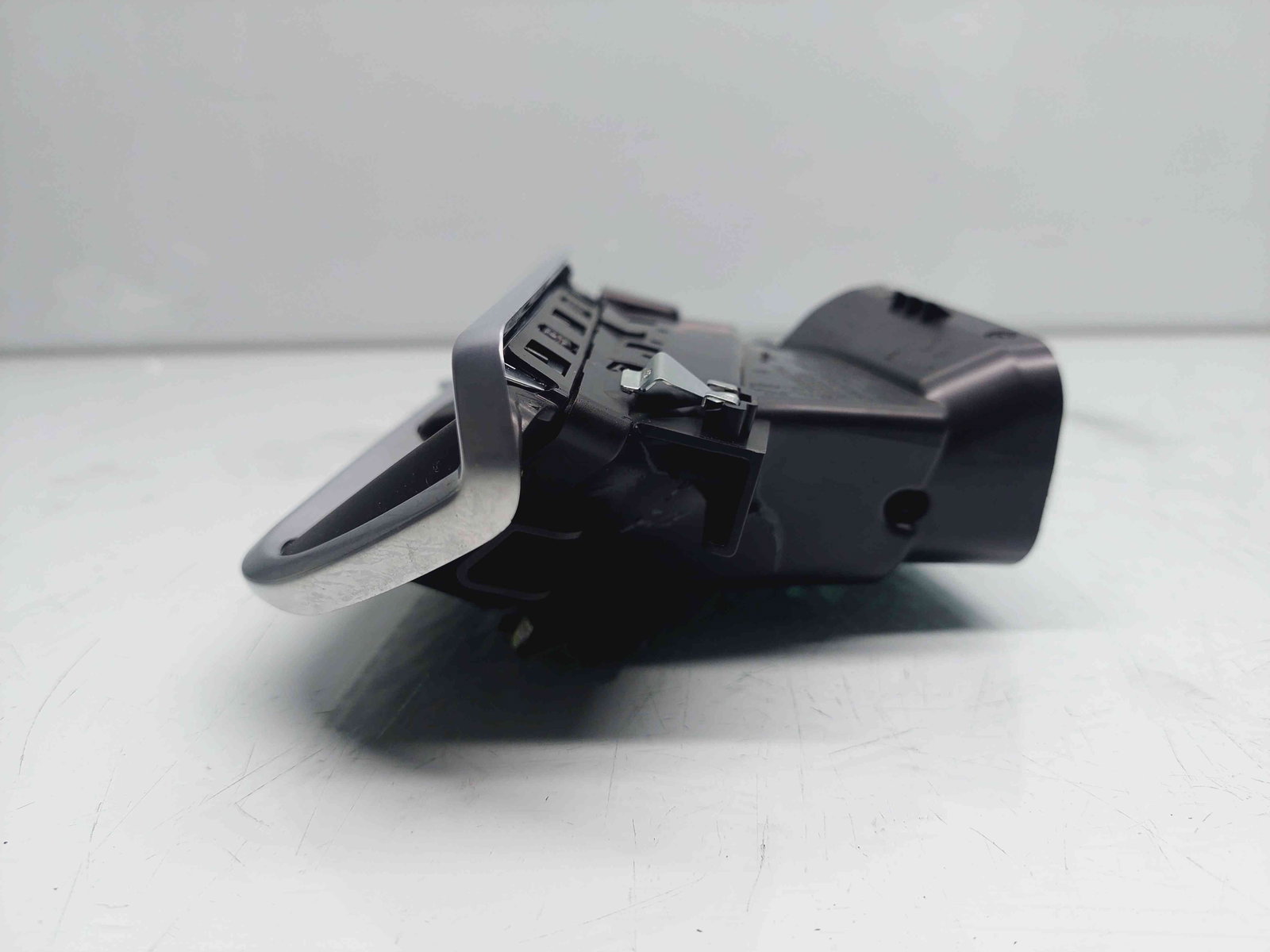 Grila aerisire dreapta Peugeot 2008 [Fabr 2013-prezent] 9673131677 - imagine 4