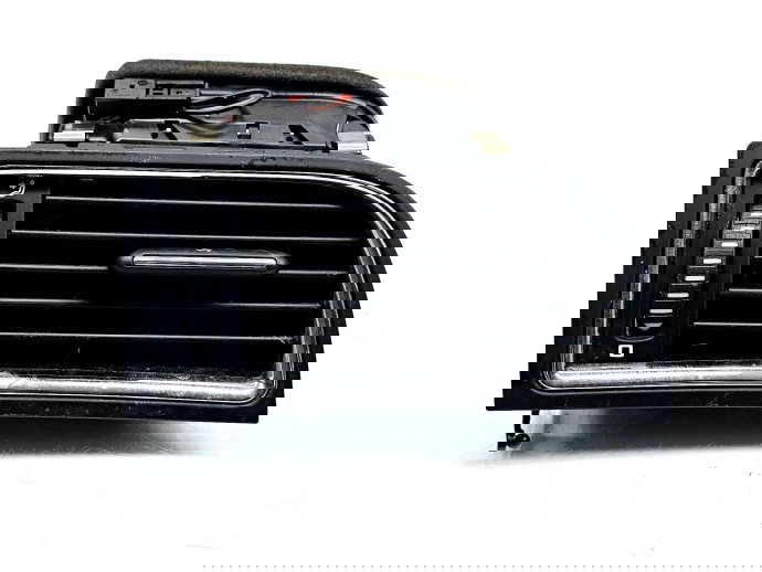   Grila aerisire dreapta Skoda Superb II Combi (3T5) [Fabr 2009-2015] 3T0819702