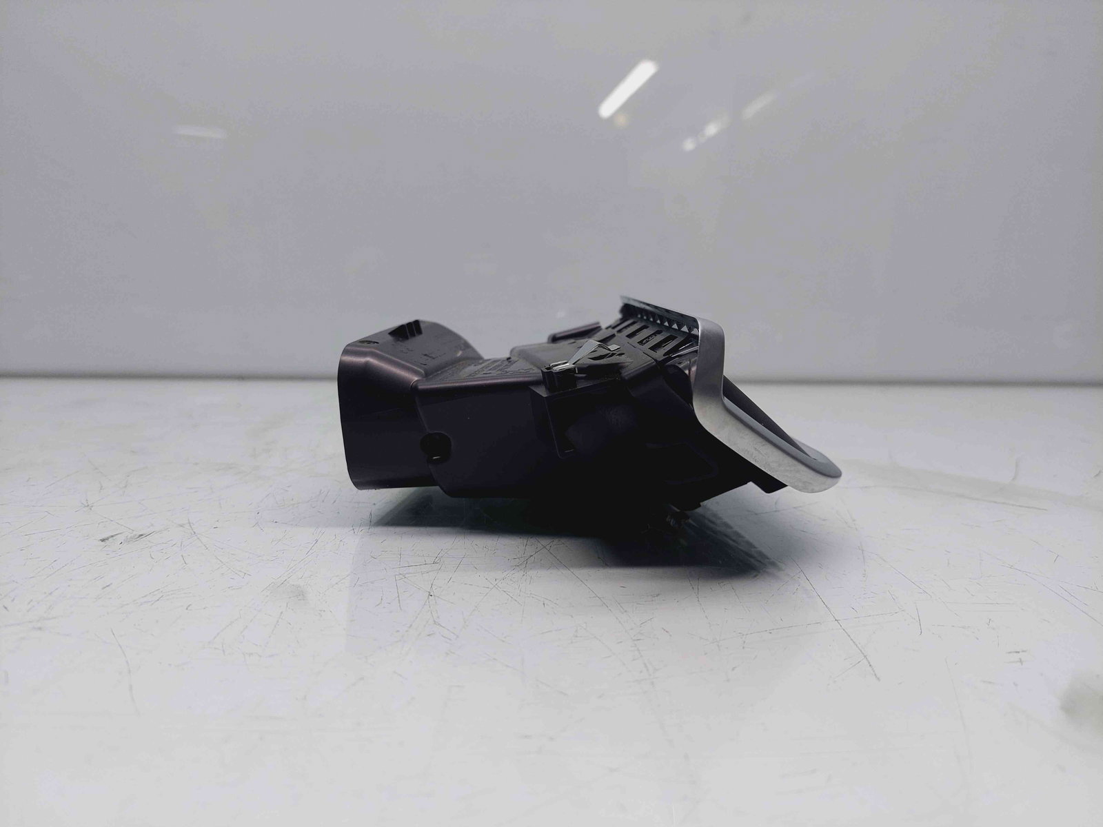 Grila aerisire stanga Peugeot 2008 [Fabr 2013-prezent] 9633131777 - imagine 3