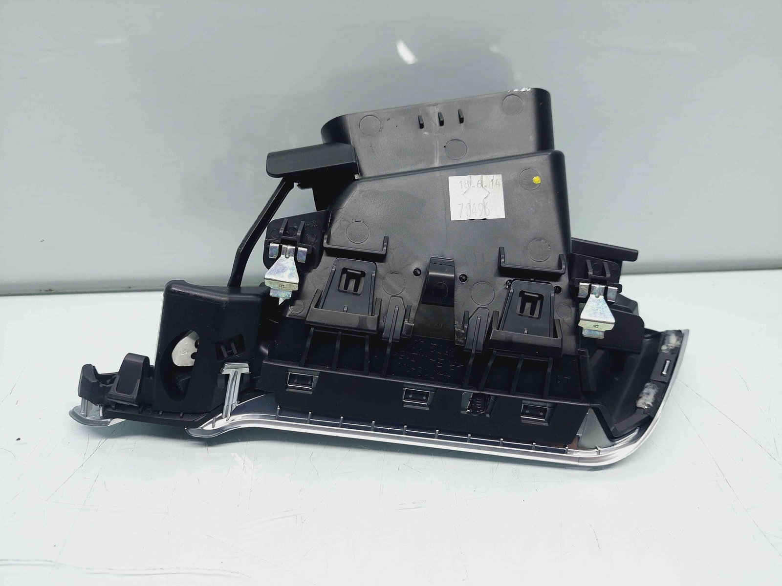 Grila aerisire stanga Peugeot 2008 [Fabr 2013-prezent] 9633131777 - imagine 4