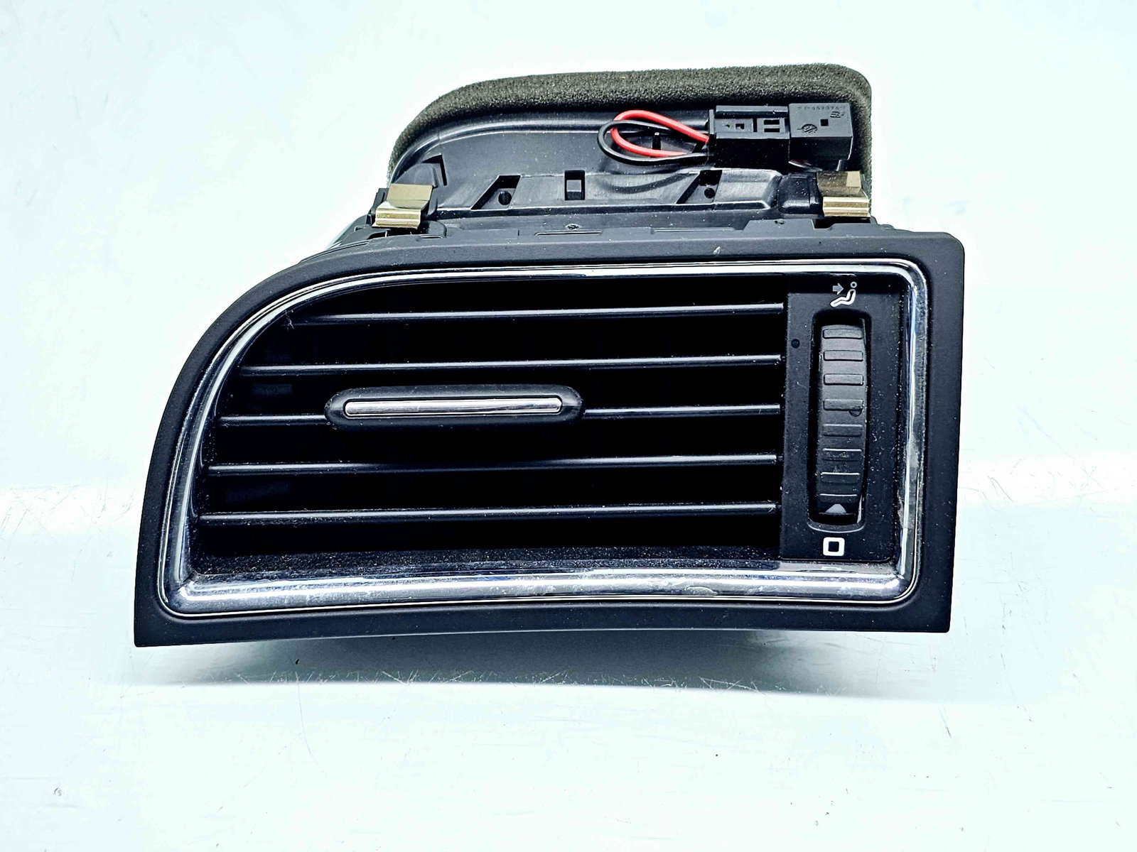 Grila aerisire stanga Skoda Superb II Combi (3T5) [Fabr 2009-2015] 3T0819701 - imagine 1