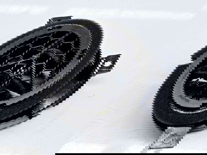   Grila aerisire stanga Nissan Juke [Fabr 2010-2014] Facelift 687613YV0A