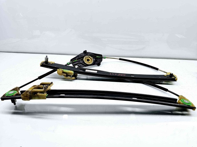 Macara electrica geam dreapta fata Audi Q5 (8RB) [Fabr 2008-2016] S-line 8R0837462G