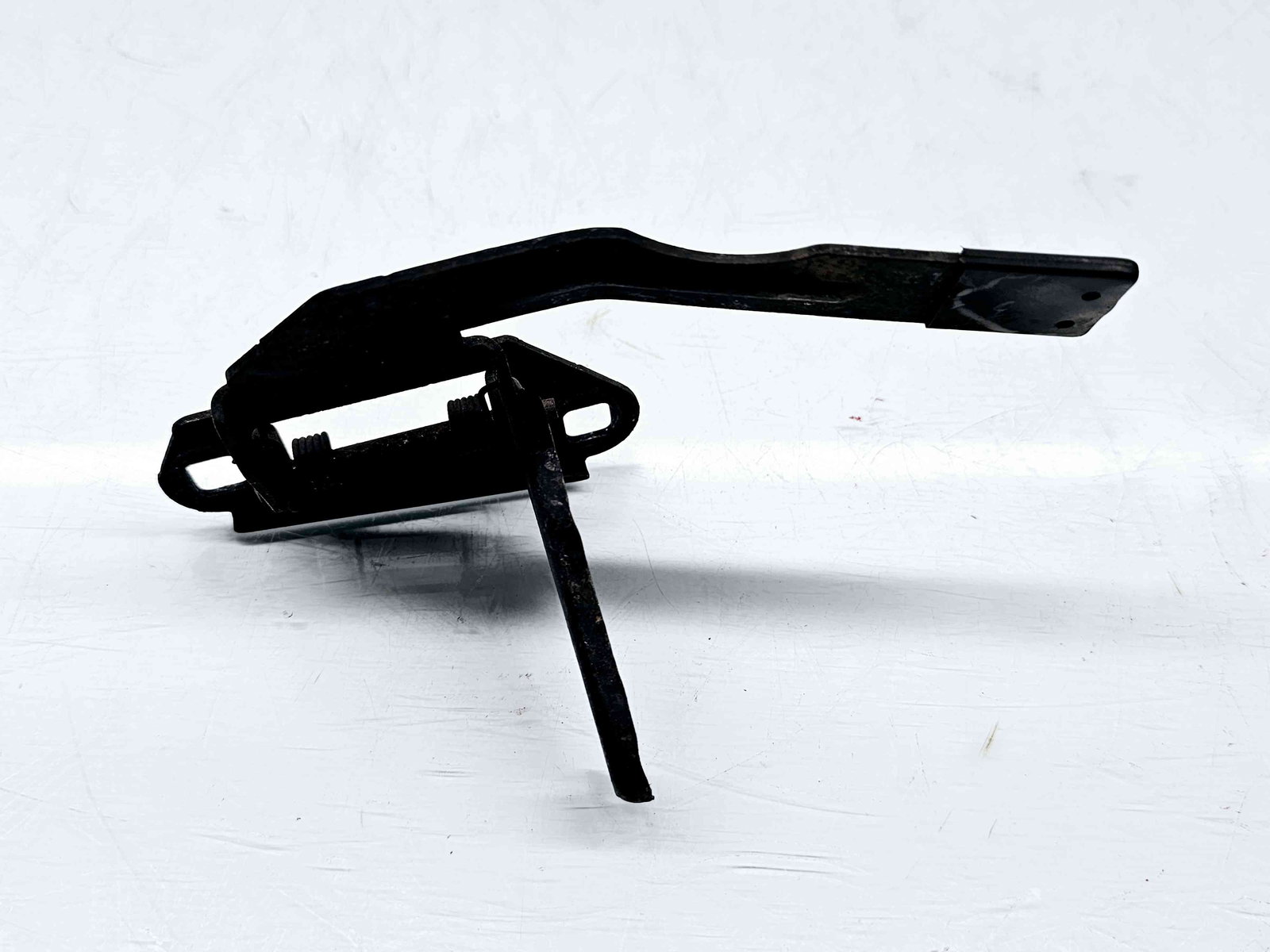 Maner deschidere capota Jaguar XF (X250) [Fabr 2008-2015] Facelift CX23-16892-AC - imagine 2