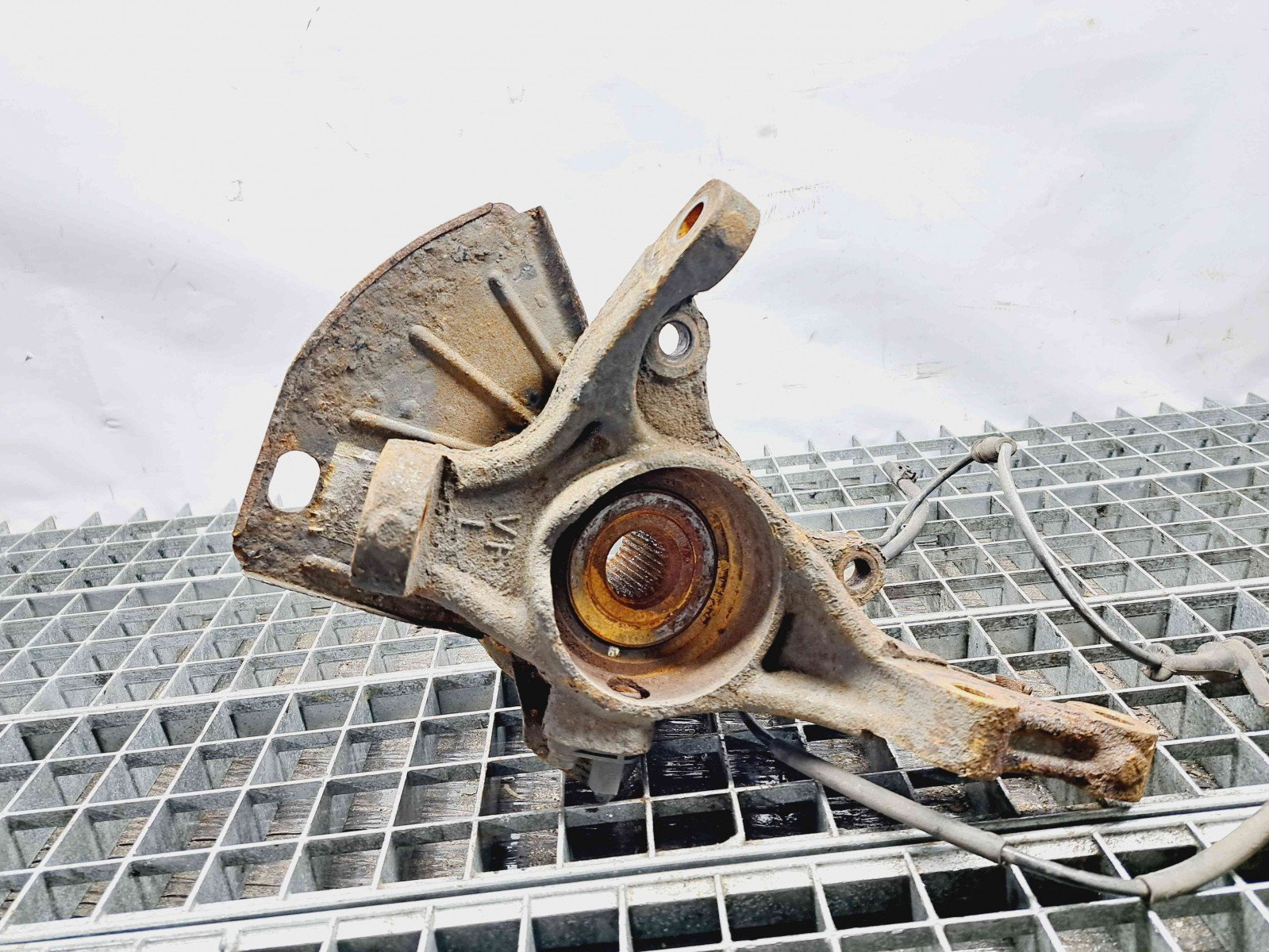 Fuzeta fata stanga Hyundai i40 [Fabr 2012-2019] OEM 1.7 TCI D4FD 1.7 TCI D4FD 80KW / 109CP - imagine 3