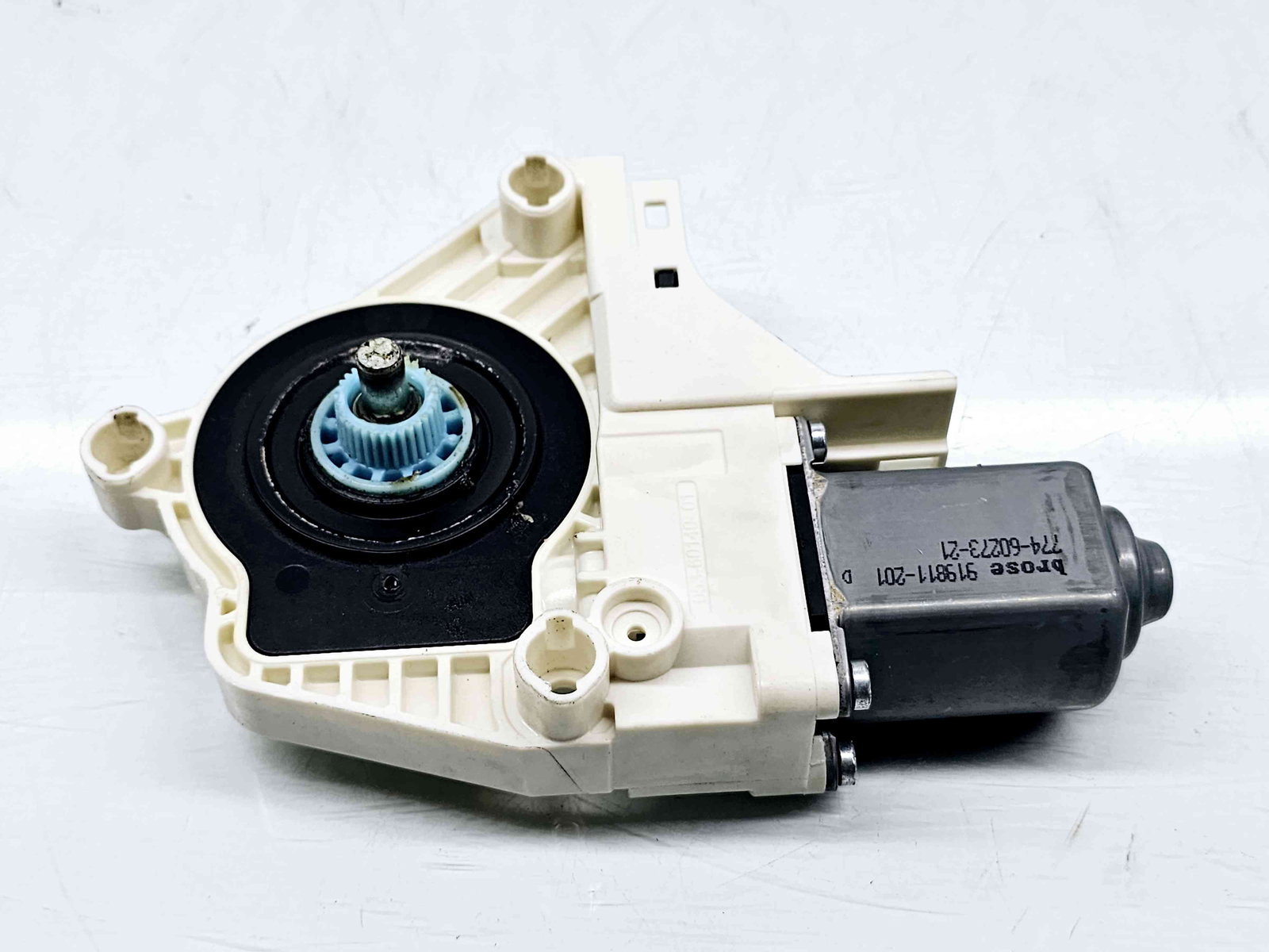 Motoras geam dreapta spate Skoda Superb II Combi (3T5) [Fabr 2009-2015] 8K0959812A - imagine 1