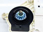 Motoras geam dreapta spate Audi Q5 (8RB) [Fabr 2008-2016] S-line 8K0959812A