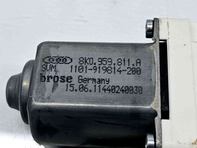 Motoras geam stanga spate Skoda Superb II Combi (3T5) [Fabr 2009-2015] 8K0959811A