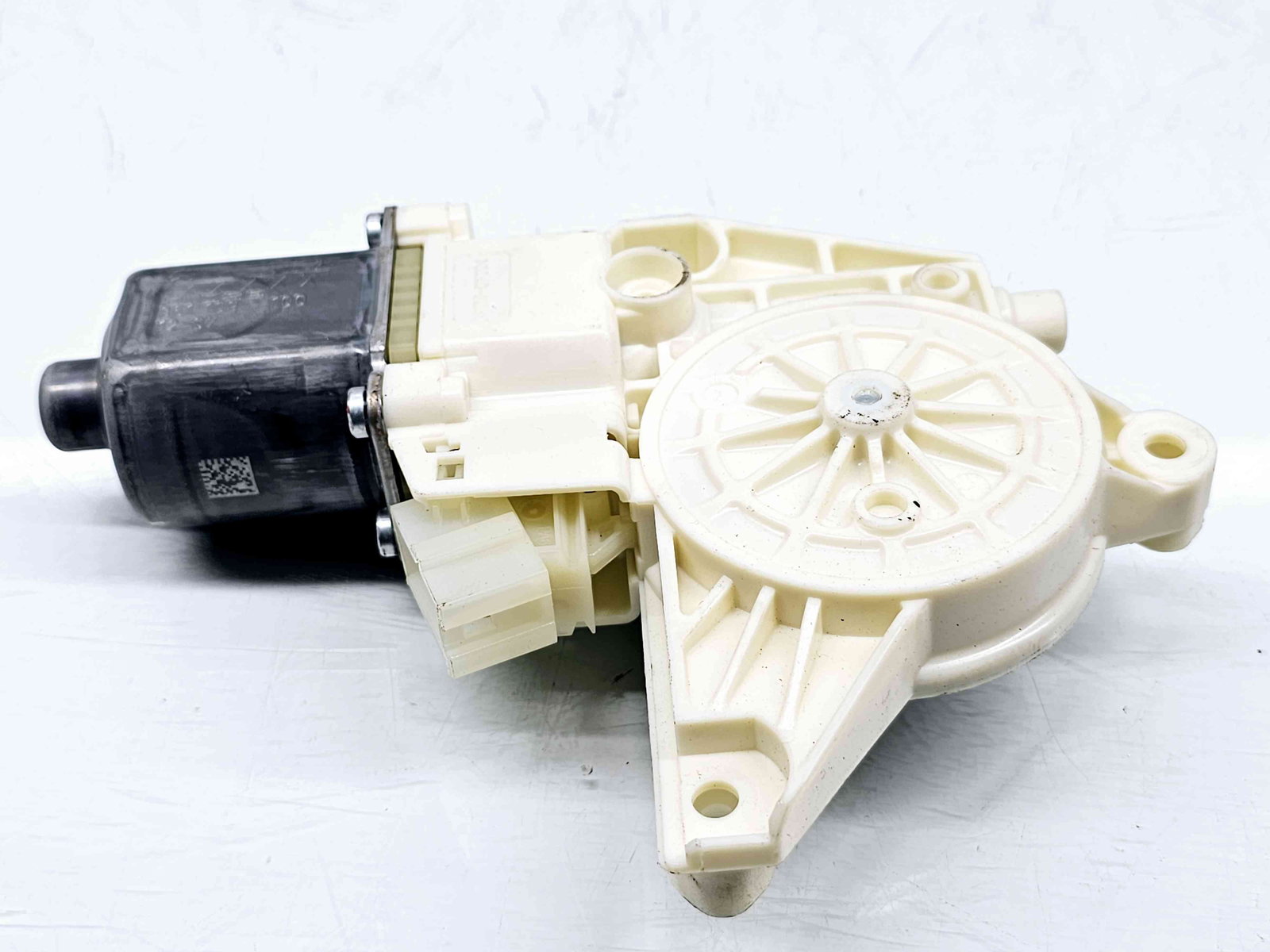 Motoras geam stanga spate Mercedes Clasa E (W212) AMG [Fabr 2009-2016] A2048200542 - imagine 1