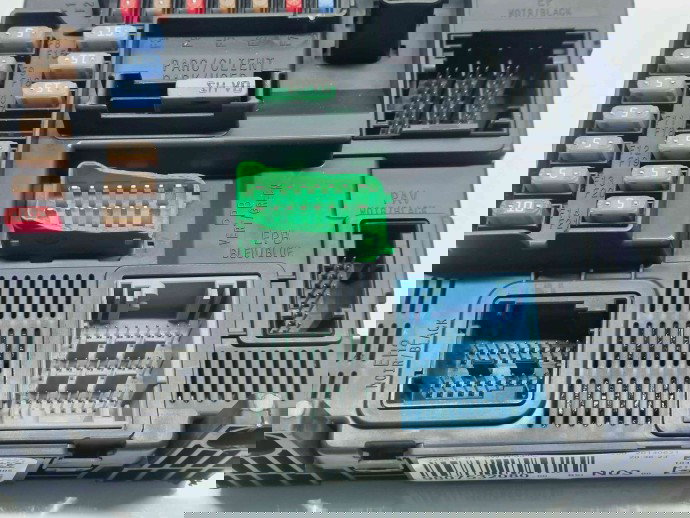   Panou sigurante Peugeot 2008 [Fabr 2013-prezent] 9807532080  