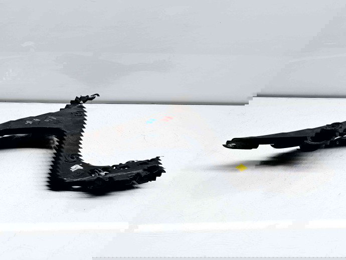 Suport bara dreapta spate Audi A3 Sportback (8PA) [Fabr 2004-2013] Facelift 8P4807378B