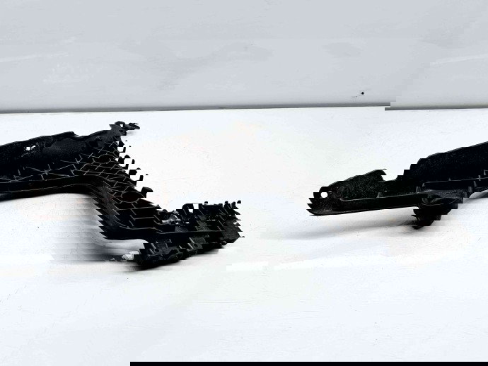 Suport bara stanga spate Audi A3 Sportback (8PA) [Fabr 2004-2013] Facelift 8P4807377B