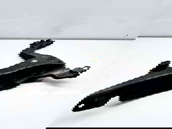 Suport bara stanga spate Audi A3 Sportback (8PA) [Fabr 2004-2013] Facelift 8P4807377B