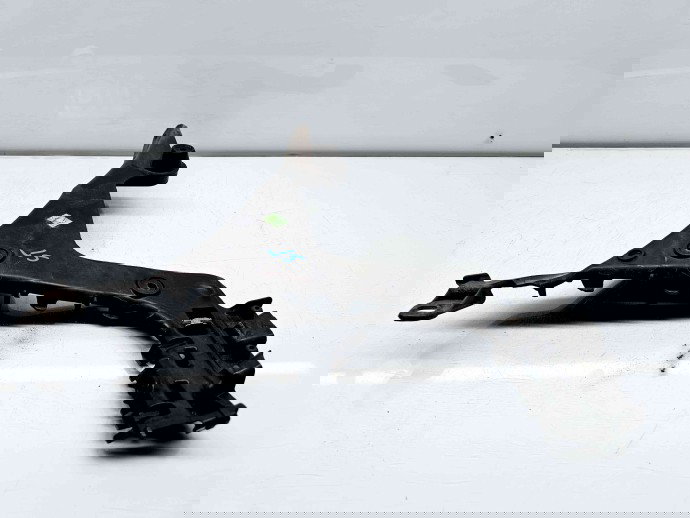 Suport bara stanga spate Audi A3 Sportback (8PA) [Fabr 2004-2013] Facelift 8P4807377B