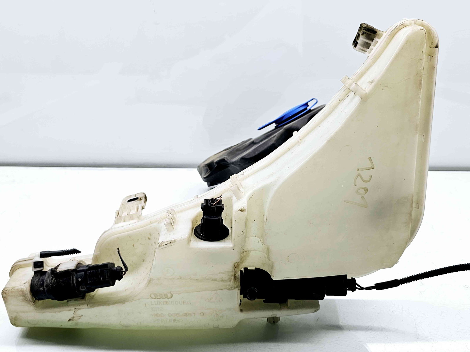 Vas lichid parbriz Audi A6 (4G2, C7) [Fabr 2012-2017] 4G8955451D - imagine 4