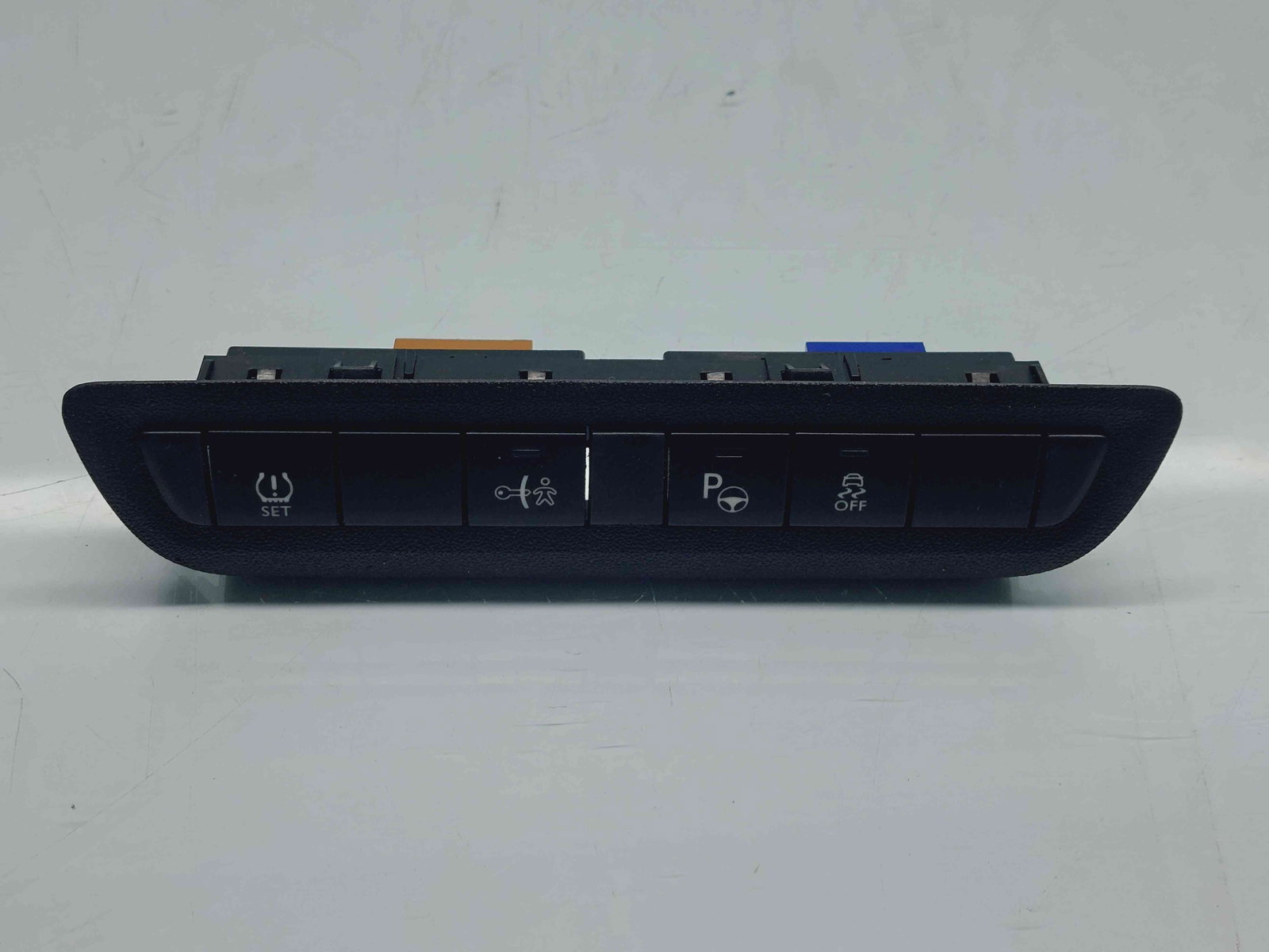 Butoane comenzi consola centrala Peugeot 2008 [Fabr 2013-prezent] 980299342 / 980299312 - imagine 1