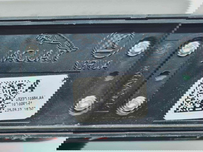   Buton deschidere portbagaj Jaguar XF (X250) [Fabr 2008-2015] Facelift DX23-11654-AA