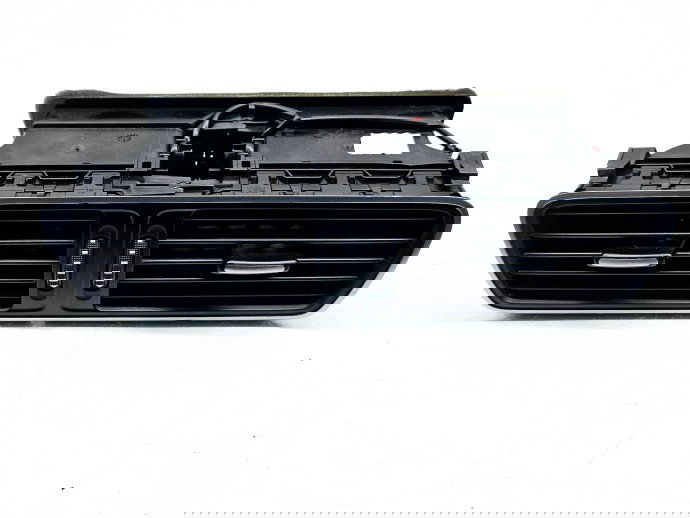   Grila aerisire centrala Volkswagen Passat B7 (365) Variant [Fabr 2010-2014] 3AC819728A