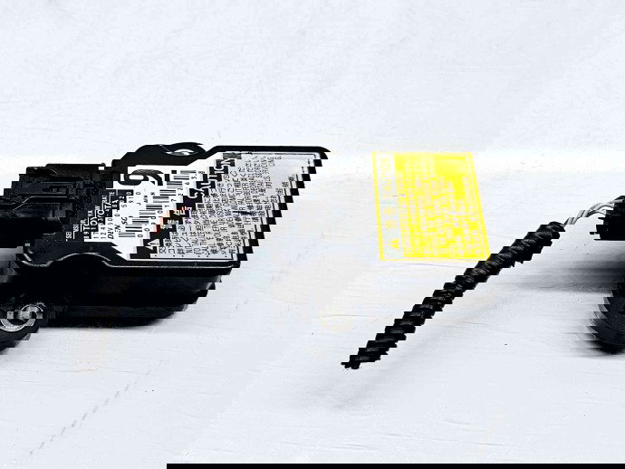   SENZOR ESP LEXUS IS II (GSE2, ALE2, USE2) [Fabr 2005-2013] 89183-48020