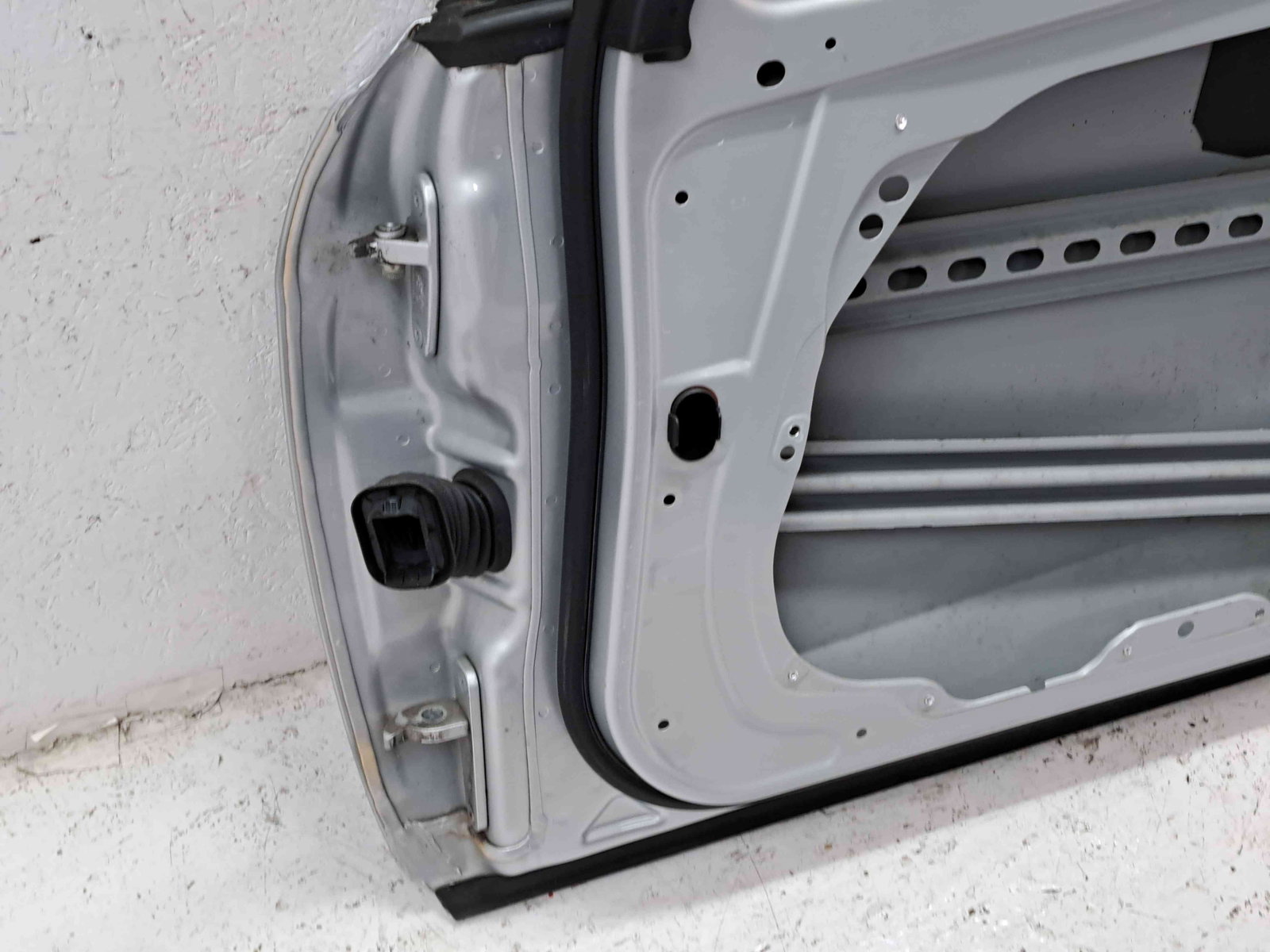 Usa dreapta fata Mercedes Clasa E (W212) AMG [Fabr 2009-2016] 775 Argintiu Iridium - imagine 7