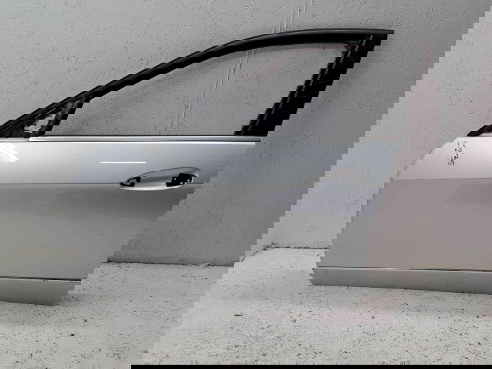 Usa stanga fata Mercedes Clasa E (W212) AMG [Fabr 2009-2016] 775 Argintiu Iridium